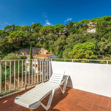Beautiful In With 3 Bedrooms, Wifi And Outdoor Swimming Pool Lloret de Mar