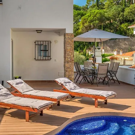 Holiday home Beautiful In With 3 Bedrooms, Wifi And Outdoor Swimming Pool Lloret de Mar