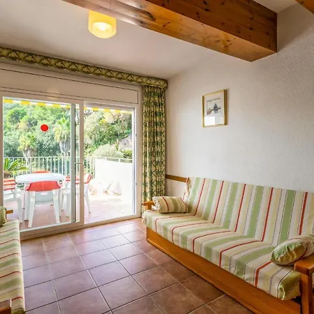 Beautiful In With 3 Bedrooms, Wifi And Outdoor Swimming Pool Lloret de Mar