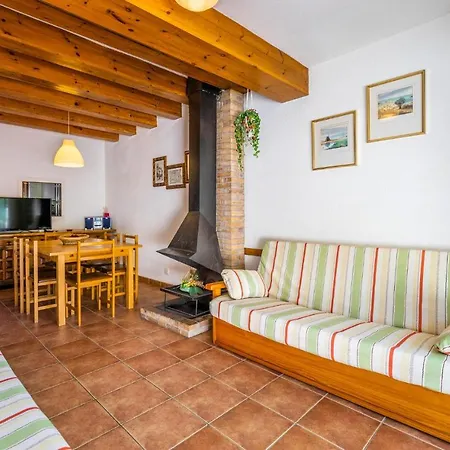Holiday home Beautiful In With 3 Bedrooms, Wifi And Outdoor Swimming Pool